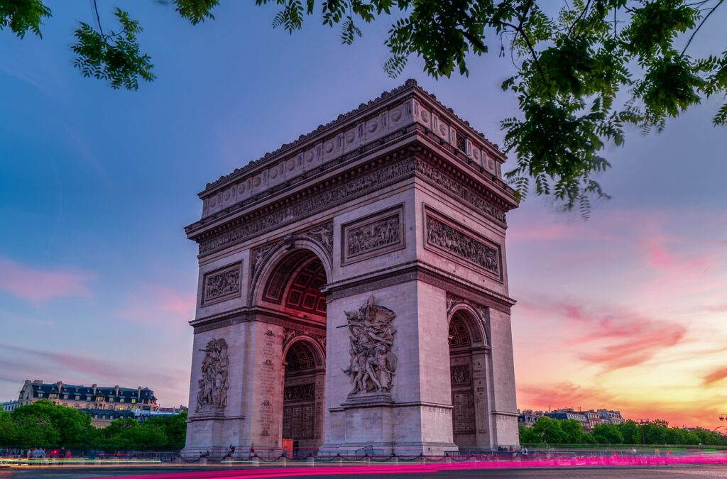 arc de triomphe, monument, paris-7213188.jpg