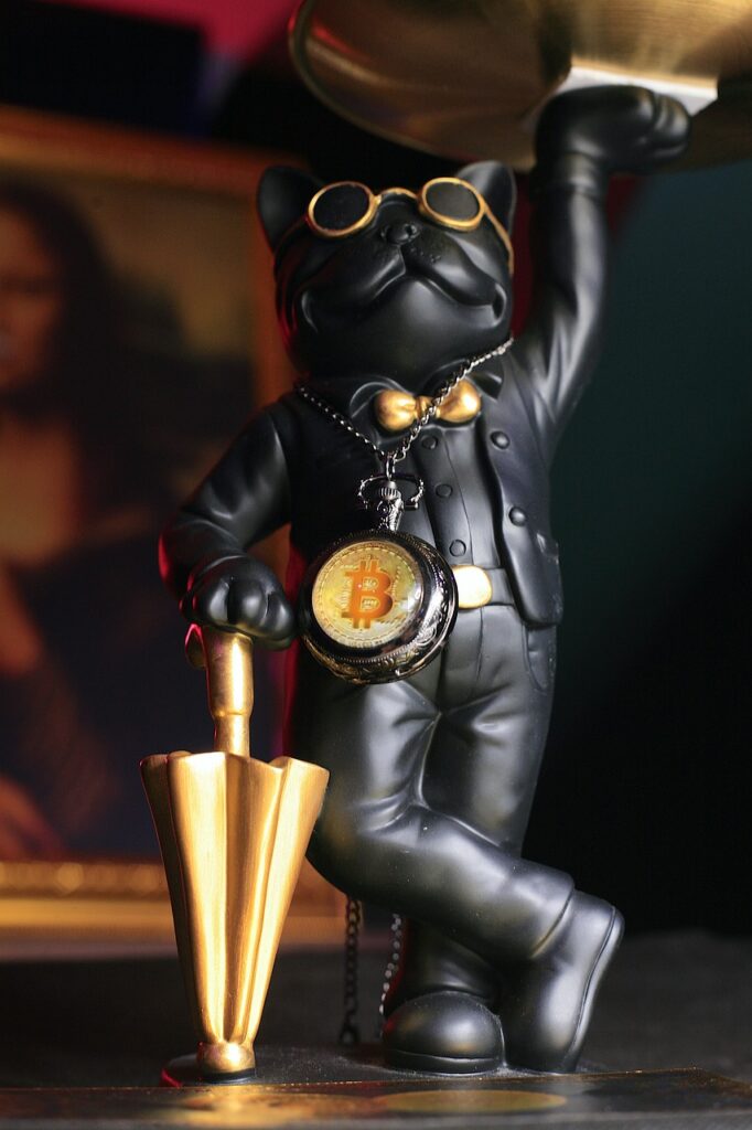 bitcoin, figurine, sculpture-7468145.jpg